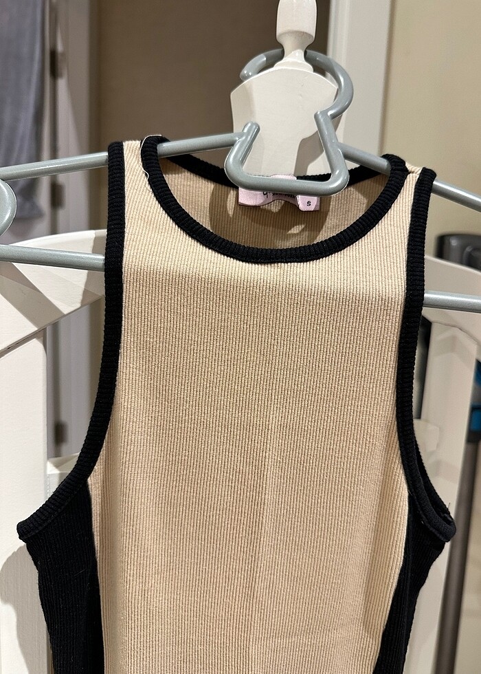 Dokuma Siyah Bej Elbise - Görsel 2