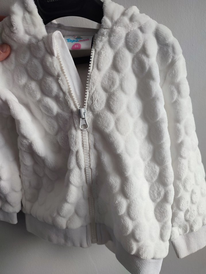Kürklü Kapüşonlu Beyaz Kız Çocuk Ceketi - Görsel 3