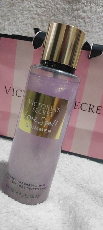 Orijinal Victoria's secret love spell shimmer