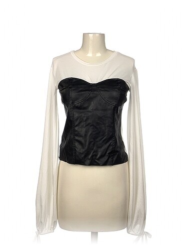 Zara Bluz %70 İndirimli.
