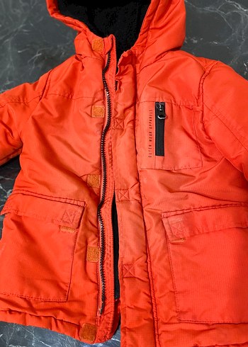 Koyu Kırmızı Erkek Çocuk Kapüşonlu Mont - Görsel 4