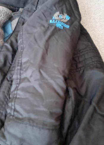 Erkek Çocuk siyah Kemerli Kaban - Görsel 4