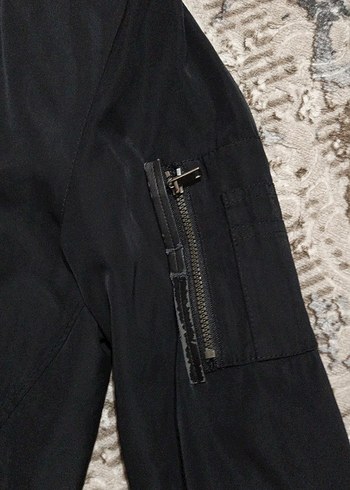 Zara Erkek Siyah Fermuarlı Streetwear Mont - Görsel 3