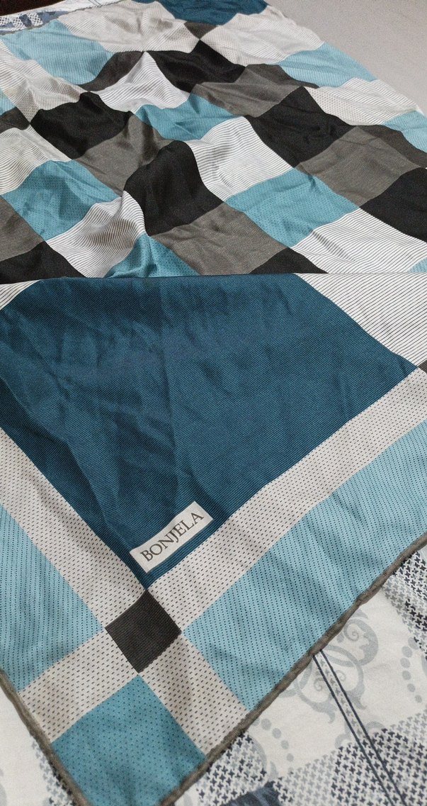 mavi desenli eşarp - Görsel 2