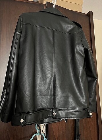 s Beden siyah Renk stradivarius oversize deri ceket