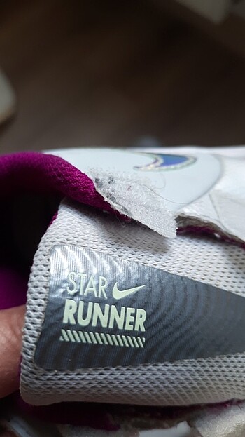 26 Beden Kız Nike spor ayakkabı Çok yeni aşınma yırtık yok.gri dışı içi 