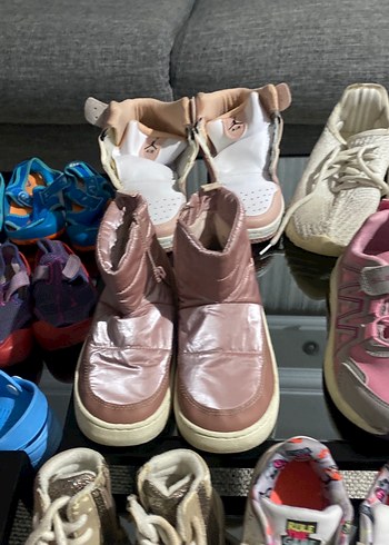 Kız Çocuk Pembe Cırt Cırtlı Spor Ayakkabı - Görsel 4