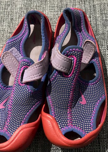 Mor Renkli Kız Çocuk Cırtcırtlı Terlik 17 cm alt tabanı - Görsel 2