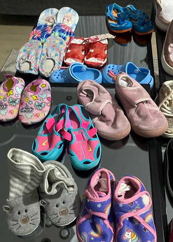 Mor Renkli Kız Çocuk Cırtcırtlı Terlik 17 cm alt tabanı - Görsel 4