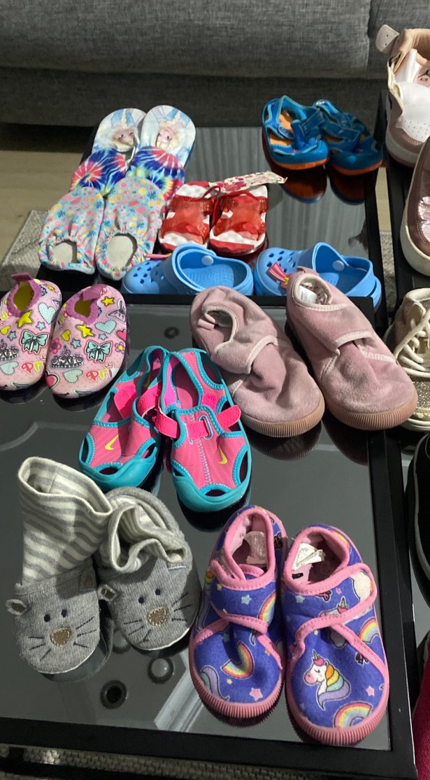 Mor Renkli Kız Çocuk Cırtcırtlı Terlik 17 cm alt tabanı - Görsel 4