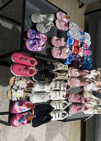 Kız Çocuk Çok Renkli Cırt Cırtlı Spor Ayakkabı - Görsel 3