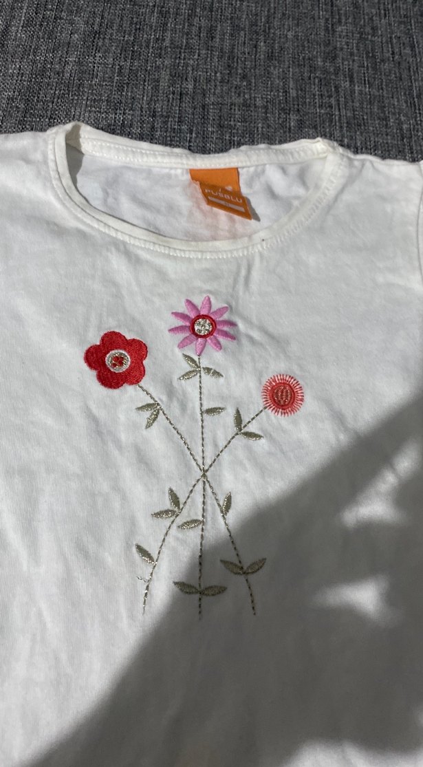 Kız Çocuk Beyaz Çiçekli Pamuklu Tişört - Görsel 2
