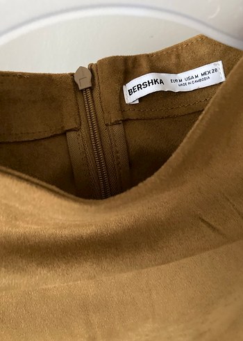 Bershka Kahverengi Yüksek Yakalı Kolsuz Süet Bluz - Görsel 3