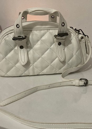 Bershka yıldızlı çanta - Görsel 2