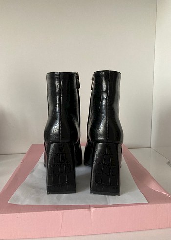 Nişantaşı Shoes Juanita Siyah Desenli Topuklu Bot - Görsel 6