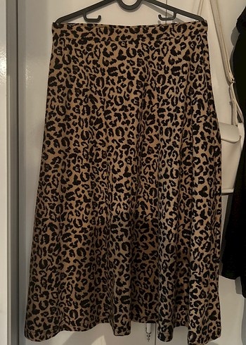 Drapeli Leopar Desenli Midi Etek