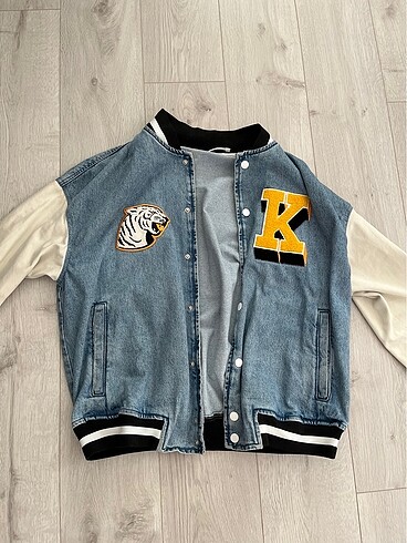 Bershka Ceket