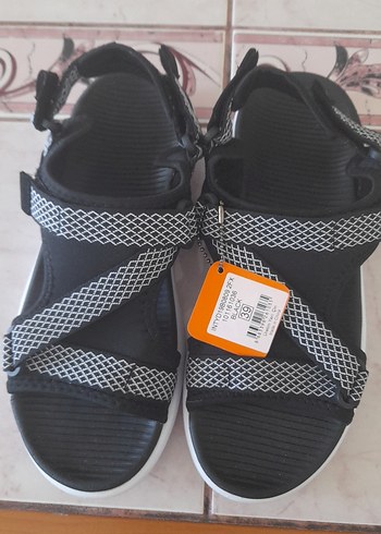 Gri Kadın Kayışlı Spor Sandalet