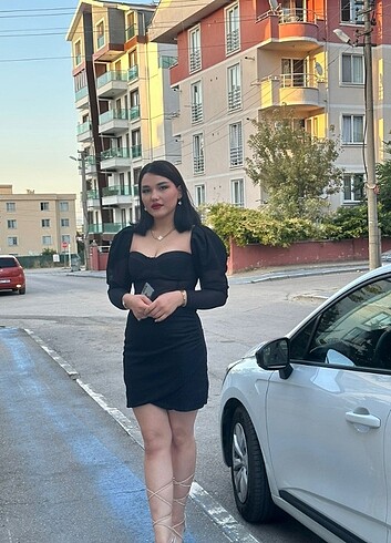 Diğer Işıltılı kumaş esnek vücuda göre oturuyor 