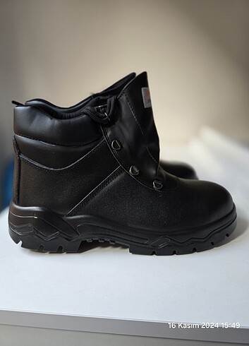 Deri Erkek Bot - Görsel 6
