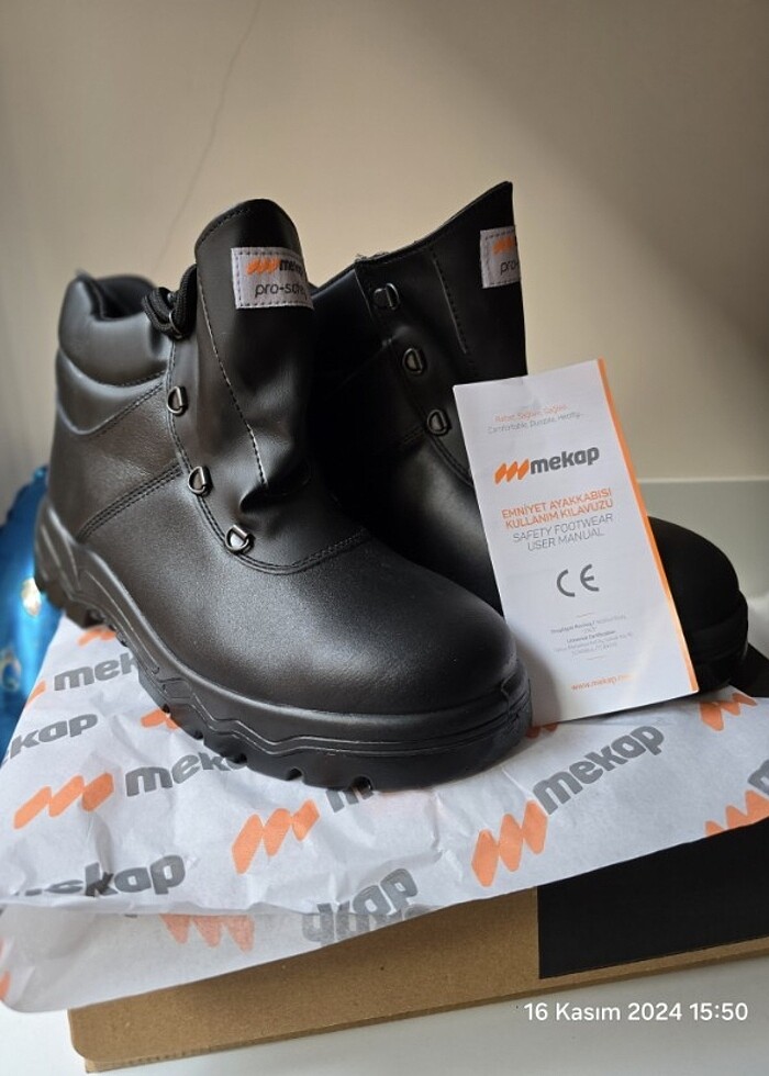 Deri Erkek Bot - Görsel 5