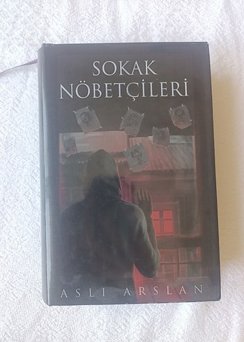 Beden Renk Aslı Arslan - Sokak Nöbetçileri Roman Seti