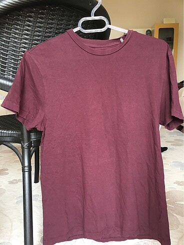H&M bordo renkli tişört