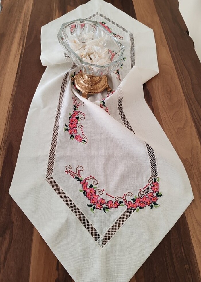 Kaneviçe oturtmalı runner - Görsel 2