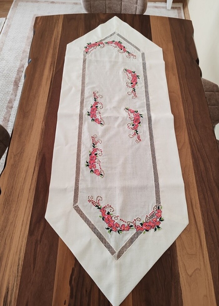 Kaneviçe oturtmalı runner - Görsel 4