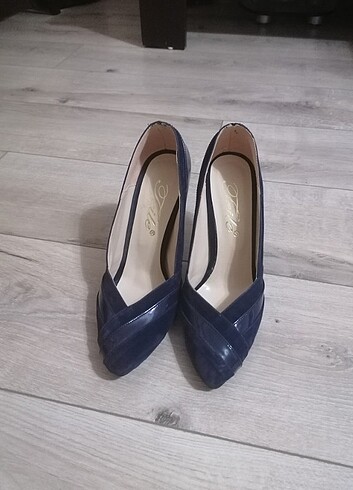 40 numara lacivert stiletto 