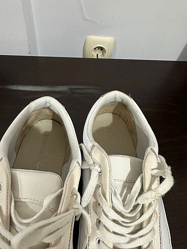 40 Beden Lacoste Kadin Ayakkabi