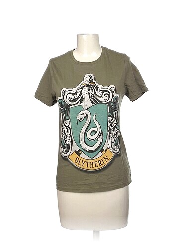 Diğer T-shirt %70 İndirimli.