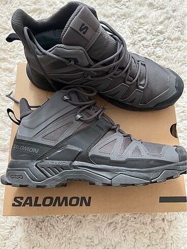 Salomon (Gardropsta)Salomon bot