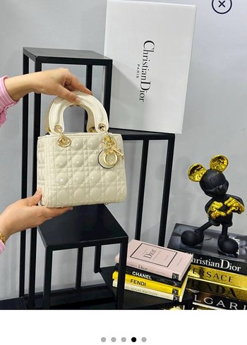 Zincir Detaylı krem Kadın Çanta dior markalı