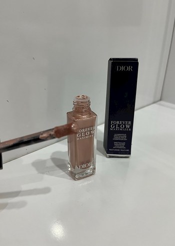  Beden Dior Forever Glow Parlatıcı allık - pembe