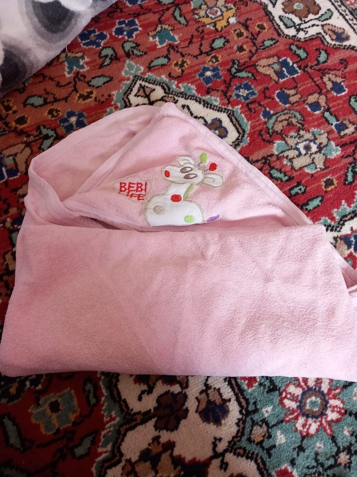 Kız Çocuk Kapüşonlu Bağcıklı Bornoz baştakini alana yanındaki - Görsel 2