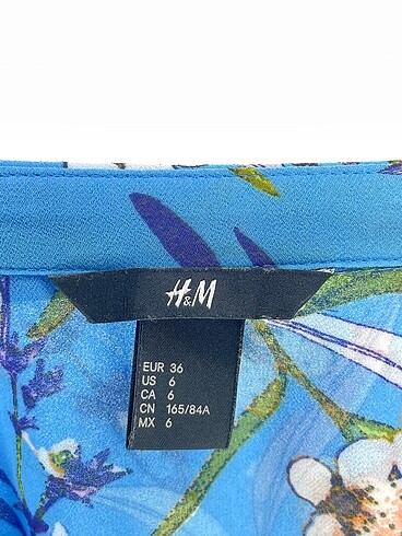 36 Beden çeşitli Renk H&M Gömlek %70 İndirimli.