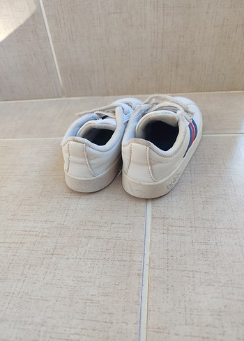 Erkek Çocuk Beyaz Cırt Cırtlı Spor Ayakkabı - Görsel 3