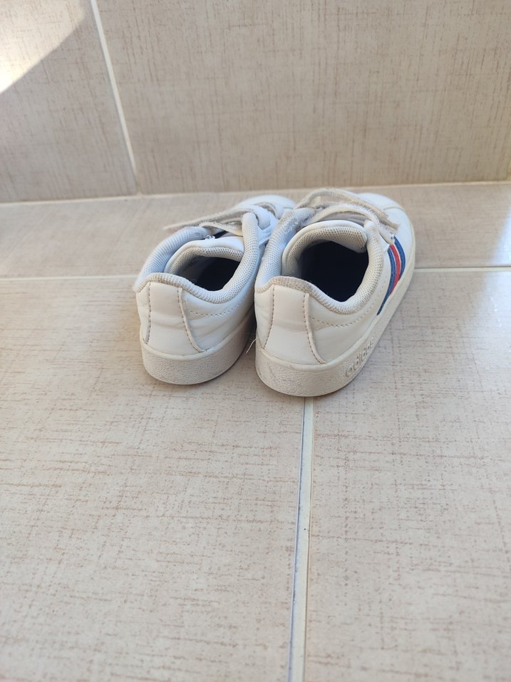 Erkek Çocuk Beyaz Cırt Cırtlı Spor Ayakkabı - Görsel 3