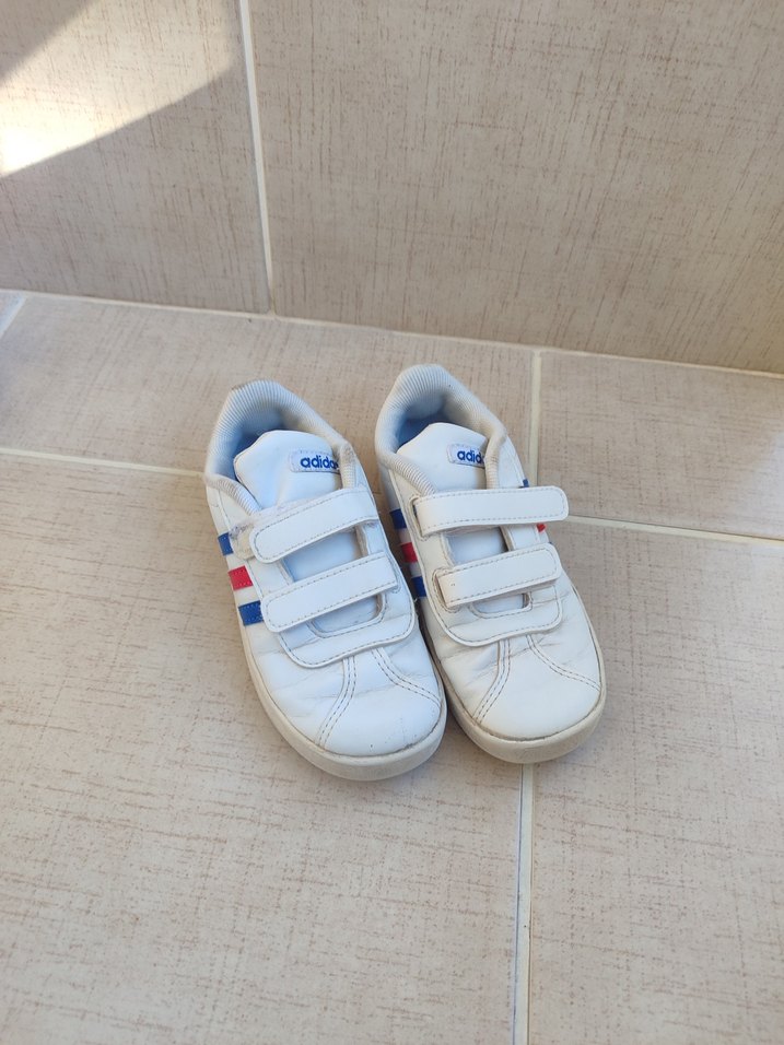 Erkek Çocuk Beyaz Cırt Cırtlı Spor Ayakkabı - Görsel 2