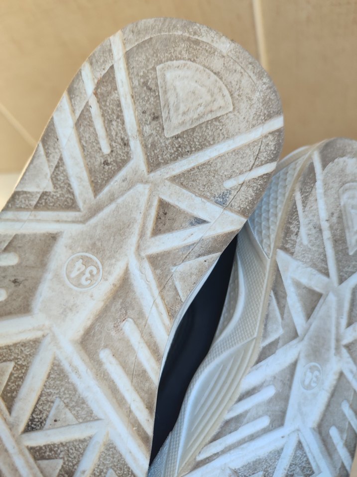 Elastik Bağcıklı Erkek Çocuk Spor Ayakkabısı - Görsel 4