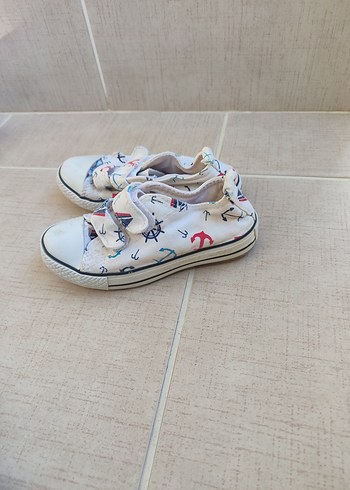 Beyaz Renkli Erkek Çocuk Velcro Bağcıklı Spor Ayakkabı - Görsel 2