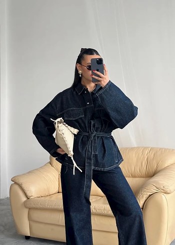 Kadın Koyu Lacivert Kemerli Denim Ceket