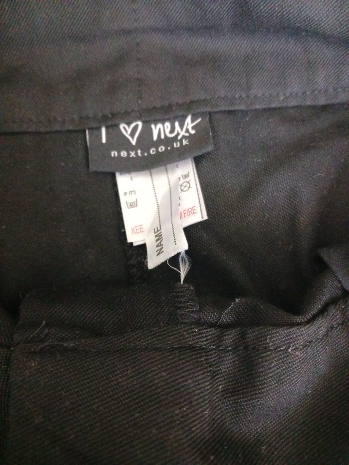 Düğmeli Siyah Midi Hamile Şortu - Görsel 2