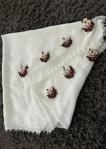 İğne oyası 16 gül İşlemeli Kadın namaz başörtüsü - Görsel 2