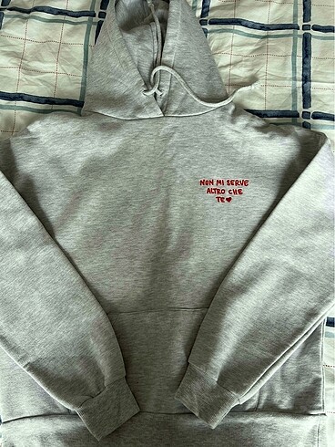 Sweatshirt