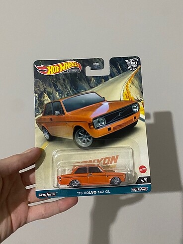 HOT WHEELS 73 VOLVO 142 GL