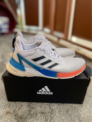 Adidas Response super