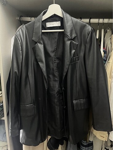 deri blazer