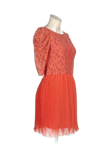 Vintage Love PreLoved Kısa Elbise %70 İndirimli.